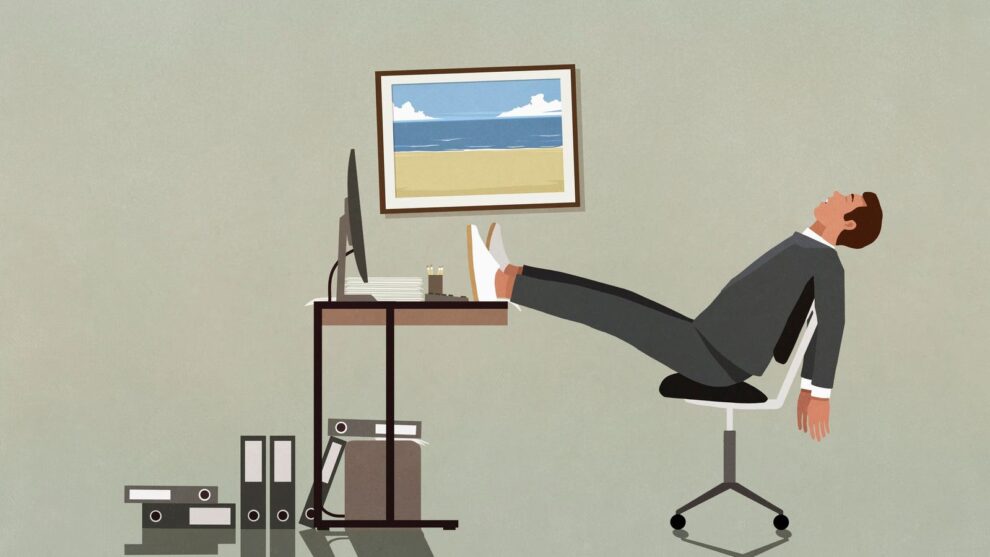 3 Brain Habits Damaging Intelligence According to Psychologist
