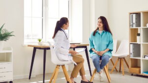 Tratamentos para cisto no ovário: medicamentos e cirurgia