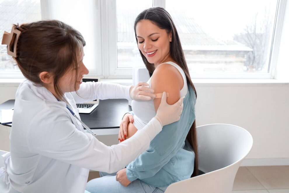 Vacina VSR: indicações, tipos, doses e onde tomar