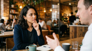 How Intelligent People Judge Others' Intelligence More Accurately