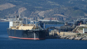 Trump Peace Pipelines LNG Boost Climate Exports