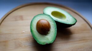 Avocado Blood Sugar: Daily Fruit May Lower Glycemic Load